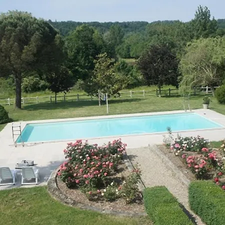 La Lauze فندق مبيت وإفطار