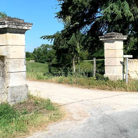 La Lauze فندق مبيت وإفطار