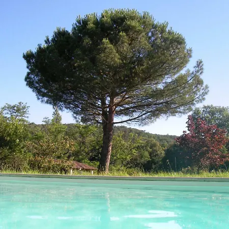 La Lauze فندق مبيت وإفطار 3*