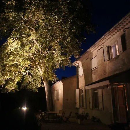 La Lauze Couette-café *
